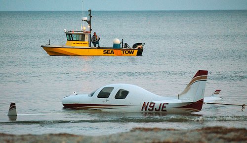 Le Lancair IV-P a fini sa course dans l’océan