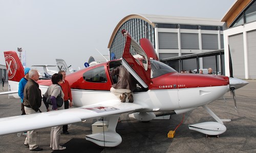 Cirrus Aircraft a vendu 61 SR20/22 au premier trimestre 2010.