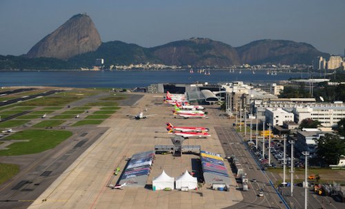 Le paddock Red Bull air Race aménagé sur l’aéroport Santos Dumont de Rio de Janeiro