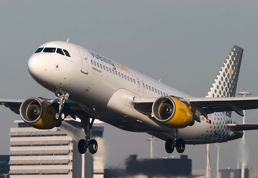 Vueling qui a débuté son activité en juillet 2004 avec deux A320 va porter sa flotte à 42...</div></noscript>				</div>

				
					<aside class=