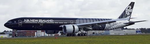 Le Boeing 777-300ER d'Air New Zealand, à son arrivée à Auckland, le 12 janvier 2012