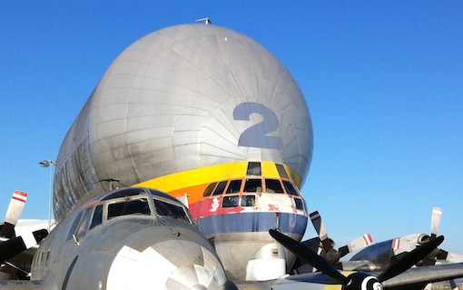 Visite organisée du cockpit du Super Guppy des Ailes anciennes de Toulouse