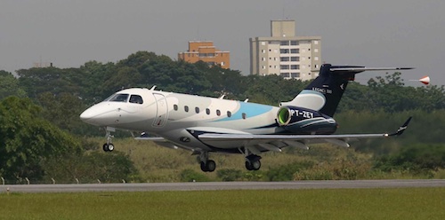 Le biréacteur Legacy N°2 d'Embraer a effectué son premier vol le 15 février 2013 à Sao José dos Campos (Brésil)