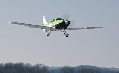 Le Cessna TTx, connu auparavant sous le nom de Corvalis, Columbia ou encore Lancair