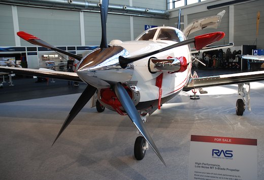 2. L’hélice 5 pales MT Propeller donne un air plus agressif au TBM850