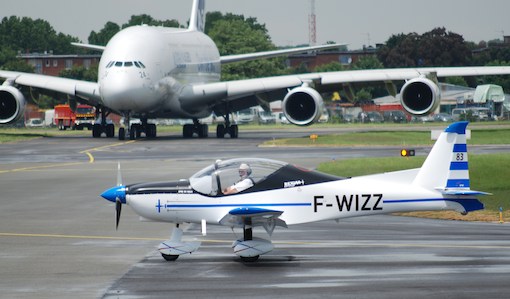 2. L'APM50 Nala d'Issoire Aviation pour sa première au Salon du Bourget 2013