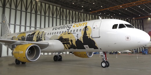 2. Vueling fera voler son A320 décoré sur son réseau jusqu'au 31 décembre 2013 