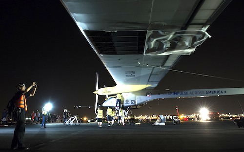 La déchirure de l'entoilage de Solar Impulse a contraint Borschberg à écourter le vol