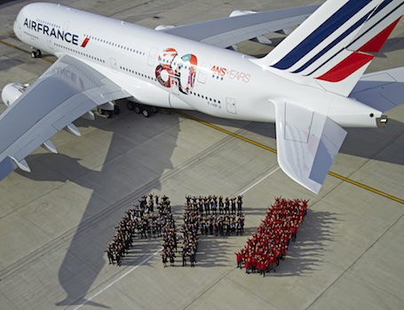 2. 200 salariés d'Air France pour saluer l’envol de l’A380 des « 80 ans » à destination de Johannesbourg