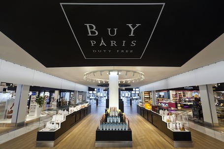 Avec ces deux nouveaux points de vente, les aéroports parisiens proposent désormais 72 points de vente BuY PARIS DUTY FREE. 
