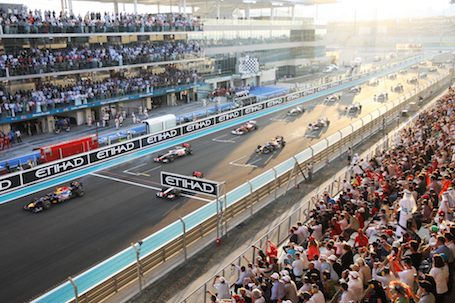 Etihad Airways lance son nouveau service de divertissement en vol à l'occasion du GP de Formule 1 d'Abu Dhabi dont elle est sponsor
