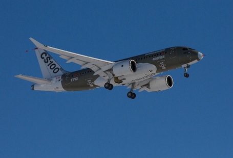 Le deuxième CS-100 du programme Bombardier CSeries dans le ciel canadien
