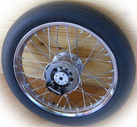 Elégance et haute-technologie pour cette roue vintage signée Beringer
