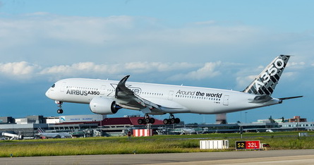 Retour de l'A350-900 MSN005 à Toulouse-Blagnac