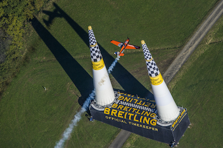 Nicolas Ivanoff a remporté deux des huit manches du championnat 2014 Red Bull Air Race 