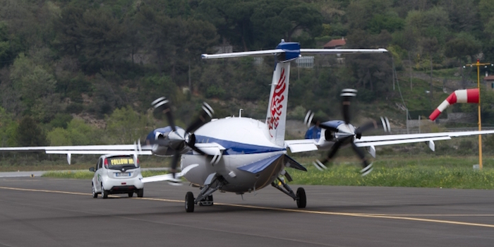 Le Piaggio EVO est propulsé par deux turbines Pratt&Whitney PT6-66B et deux hélices à cinq pales Hartzell contrarotatives. 