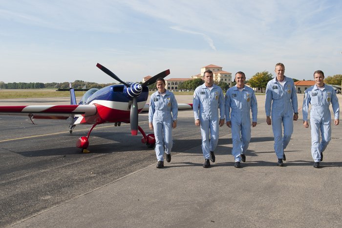 Evaa >> Nouveau Chef Et Nouvelle Equipe A L Evaa Aerobuzz Evaa >> Nouveau Chef Et Nouvelle Equipe A L Evaa Aerobuzz