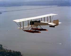 L'hydravion B&W qui a volé pour la première fois le 15 juin 1916, est le premier Boeing d'une longue lignée