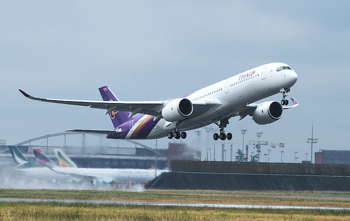 Premier décollage pour l'A350-900 de Thai