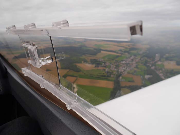 La verrière du VL3 evolution offre une bonne visibilité, sur les côtés comme sur l'avant © Aerobuzz/Fabrice Morlon
