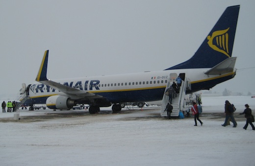 Grenoble-Isère est un aéroport géré par VINCI Airports, qui exploite également celui de Chambéry-Savoie