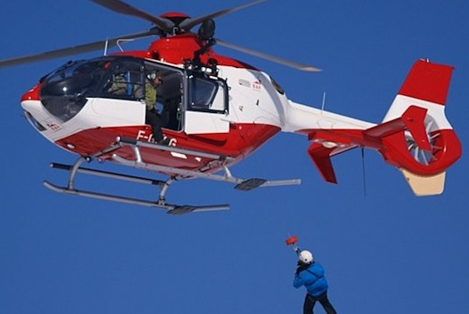 L'image du SAF est historiquement associée au secours héliporté en montagne