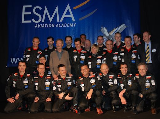 L'équipe de voltige Hérault-Languedoc Roussillon au grand complet… et en grande tenue !