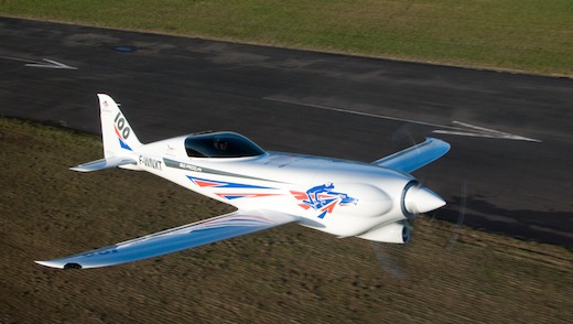 Le Nemesis NXT Big Frog à moteur diesel SMA