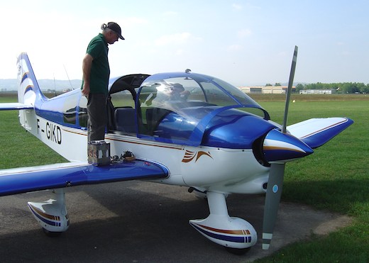 En 2010, l'ANPI a organisé 14 stages de recyclage auxquels ont participé 185 instructeurs (FI)