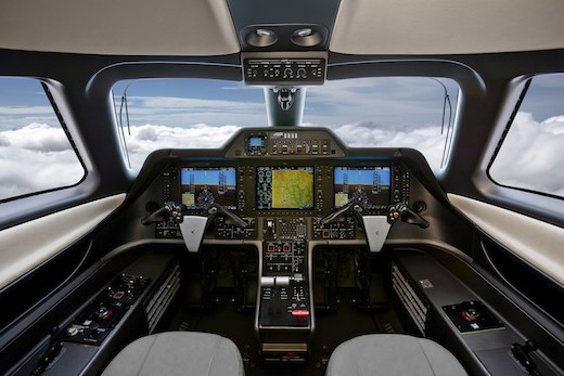 La suite avionique Prodigy développée par Garmin pour le Phenom (100 et 300) d'Embraer