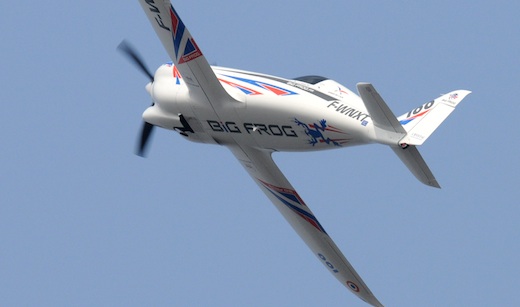 Le Nemesis NXT de l'équipe Big Frog