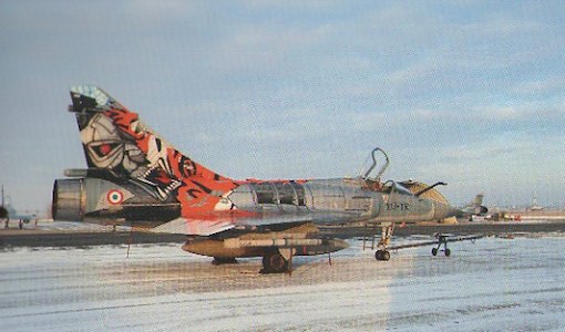 Le Tigre 2009 sous la neige qui recouvre la BA103 de Cambrai