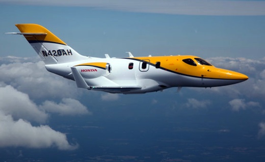 Une livrée inhabituelle pour un jet d’affaires qui va très bien au quatrième biréacteur Hondajet, d’Honda Aircraft