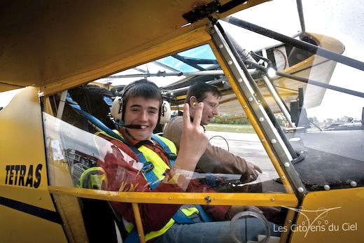 Au-delà du baptême de l'air, faire des jeunes qui le souhaitent de futurs citoyens du ciel