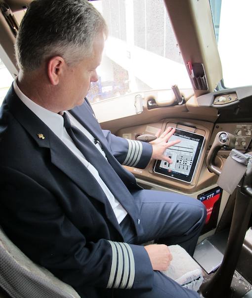 American Airlines va doter chacun de ses pilotes d'un iPad afin qu'il se familiarise avec ce nouvel outil… de vol