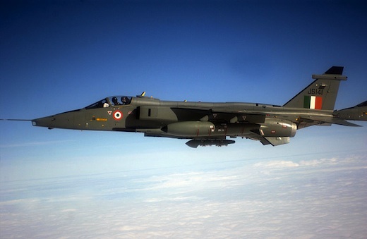 En modernisant ses Jaguar, l'Inde prolonge leur durée de vie jusqu'en 2030