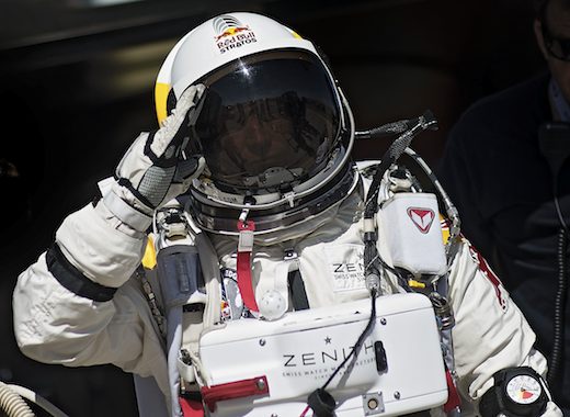 Felix Baumgartner : aventurier ou homme-sandwich ?