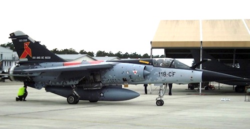 Mirage F1CR aux couleurs de la cocotte