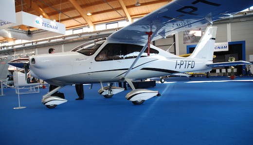 C'est à Aero que Tecnam a lancé son quadriplace P2010