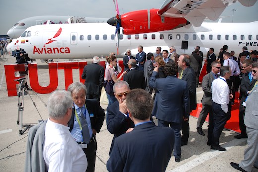 La compagnie latino-américaine Avianca prend livraison de son premier ATR 72-600 au salon Bourget