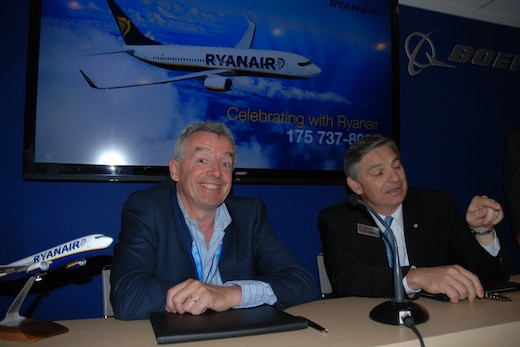 Michael O'Leary (Ryanair) et Ray Conner (Boeing)