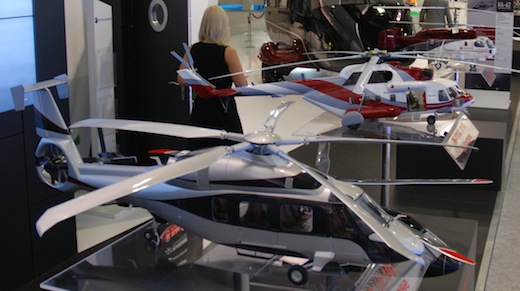 Avec des hélicoptères comme le Ka-62 (au premier plan) et le Mi-171A2 (au second plan), Russian Helicopters...</div>				</div>

				
					<aside class=