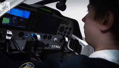 2. Simulateur FNPT2 de Tecnam P2006T conçu par SoftekSim