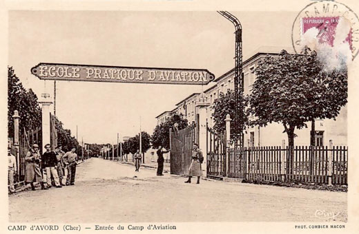 L'entrée du camp d'Avord dans les année 20