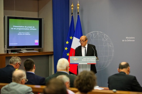 Le ministre de la Défense a présenté, le 2 août 2013, sa loi de programmation militaire 2014-2020