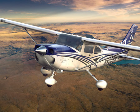 Le Turbo Skylane JT-A est la version luxe du Cessna 182, qui joue dans la même cour que le SR22 de Cirrus : intérieur cuir, Garmin G1000, l'avion est proposé au prix de 530 000 USD hors taxes.