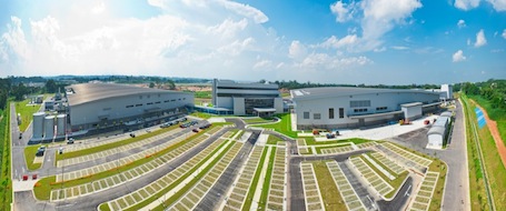 L'usine Rolls-Royce à Singapour, dans la zone industrielle Seletar, dédiée à l'aéronautique