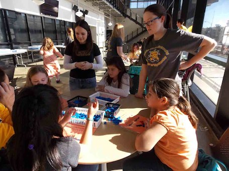Ana Lazarin, l'une des trois lauréates de la première édition du « GEDC Airbus Diversity Award ».