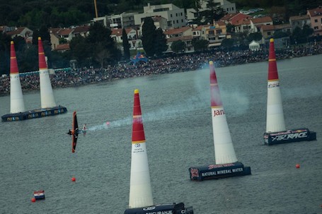 Nicolas Ivanoff se classe 5ème à Rovinj (Croatie) et remonte au classement général Red Bull Air Race