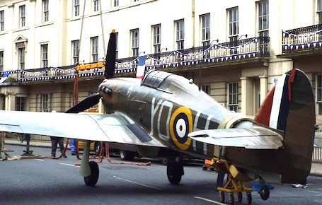 Un Hawker Hurricane dans les rues de York, pour le passage du Tour de France (6 juillet 2014)